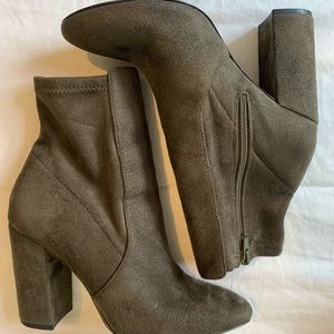 Suede Aldo boots
